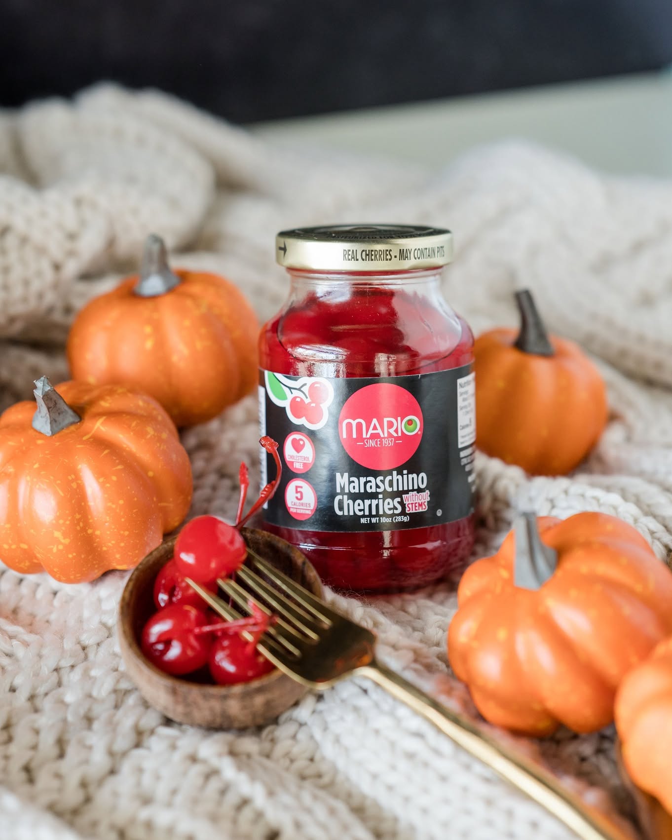 Bringing all the autumn feels 🎃🍒
Mario Maraschino Cherries add a touch of sweetness to every cozy day😍Who’s grabbing a fork?#mariofoods #fall #yummm #cherry #insta