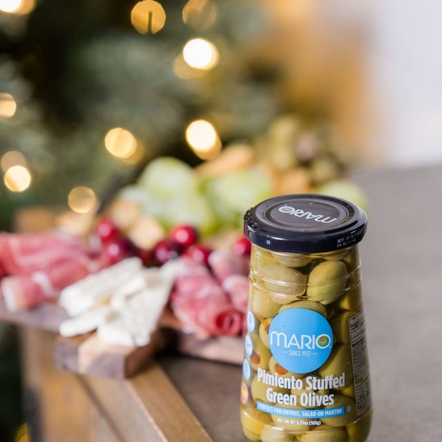 Holiday lights, charcuterie nights, and Mario olives stealing the spotlight✨
The perfect bite for every cozy December moment is our green olives!😍#MarioFoods #Holidays #Christmas #seasons #ig