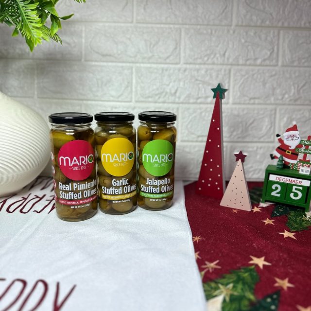 Christmas vibes are officially here! And so are the Mario holiday flavors🎄🫒
A little Christmas magic, a little Mario flavor!The perfect match for the season😍#Holidays #Christmas #Olives #MarioFoods #Ig #seasons