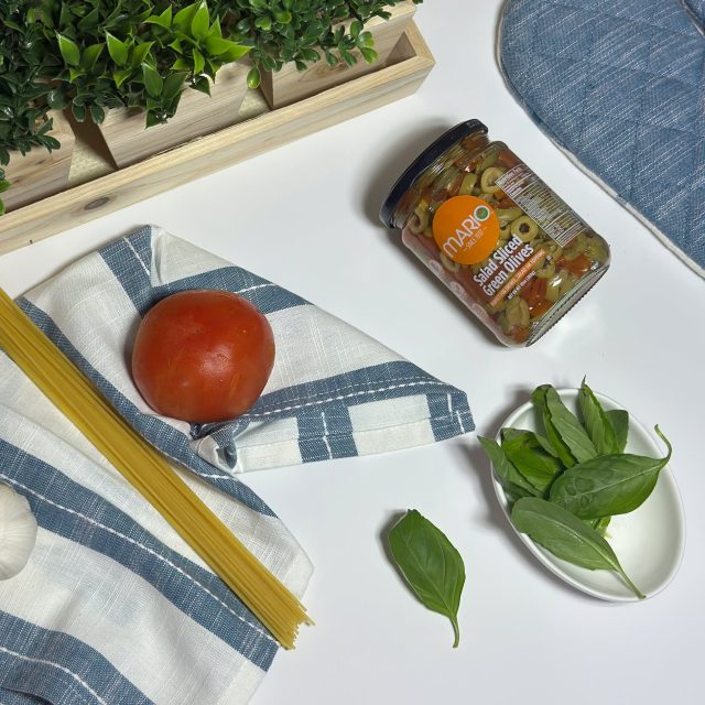 Pasta night starts with the perfect little twist! Mario Salad Sliced Green Olives 🫒🍅🌿
Fresh, simple, and full of flavor😍#Mariofoods #pasta #Olives #bowls #trend