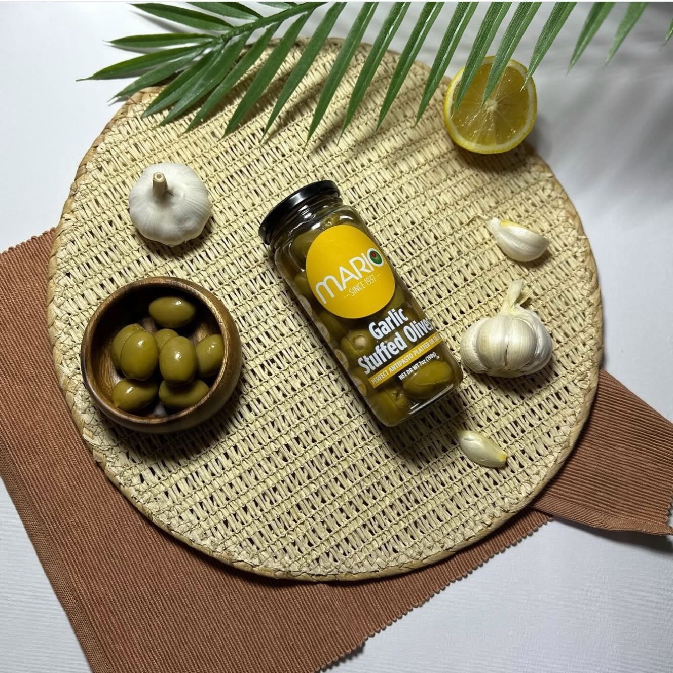 Saturday flavor, upgraded🫒✨
Mario Garlic Stuffed Olives bring bold garlic flavor to every bite😍Who’s opening a jar this weekend?#Mariofoods #Garlic #olives #weekend #delicious