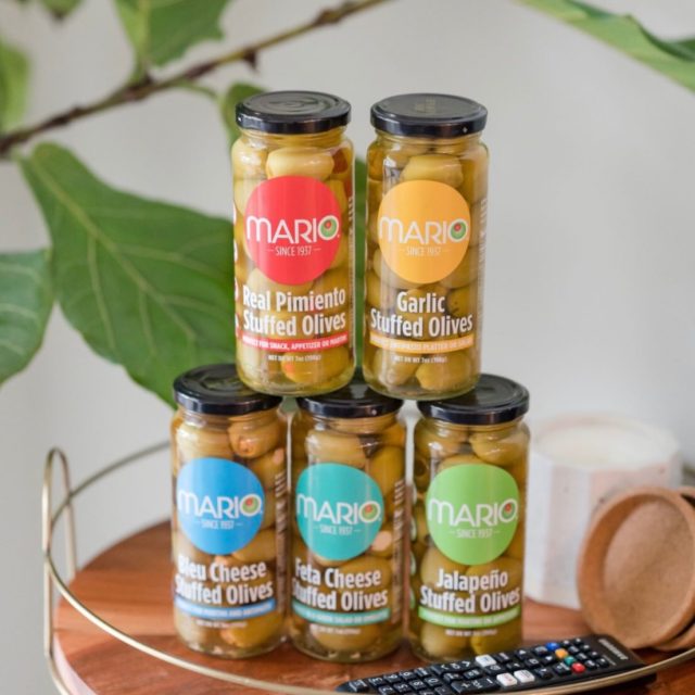 Pick your favorite. Then try picking just one 🫒
Mario Stuffed Olives bring a different bite for every craving, from Pimiento and Garlic to Feta, Bleu Cheese and JalapenoWhich one are you reaching for first?😍#Mariofoods #stuffedolives #olivelovers #delicious #foodie