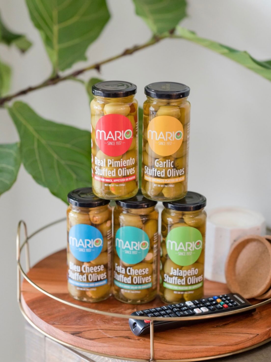 Pick your favorite. Then try picking just one 🫒
Mario Stuffed Olives bring a different bite for every craving, from Pimiento and Garlic to Feta, Bleu Cheese and JalapenoWhich one are you reaching for first?😍#Mariofoods #stuffedolives #olivelovers #delicious #foodie